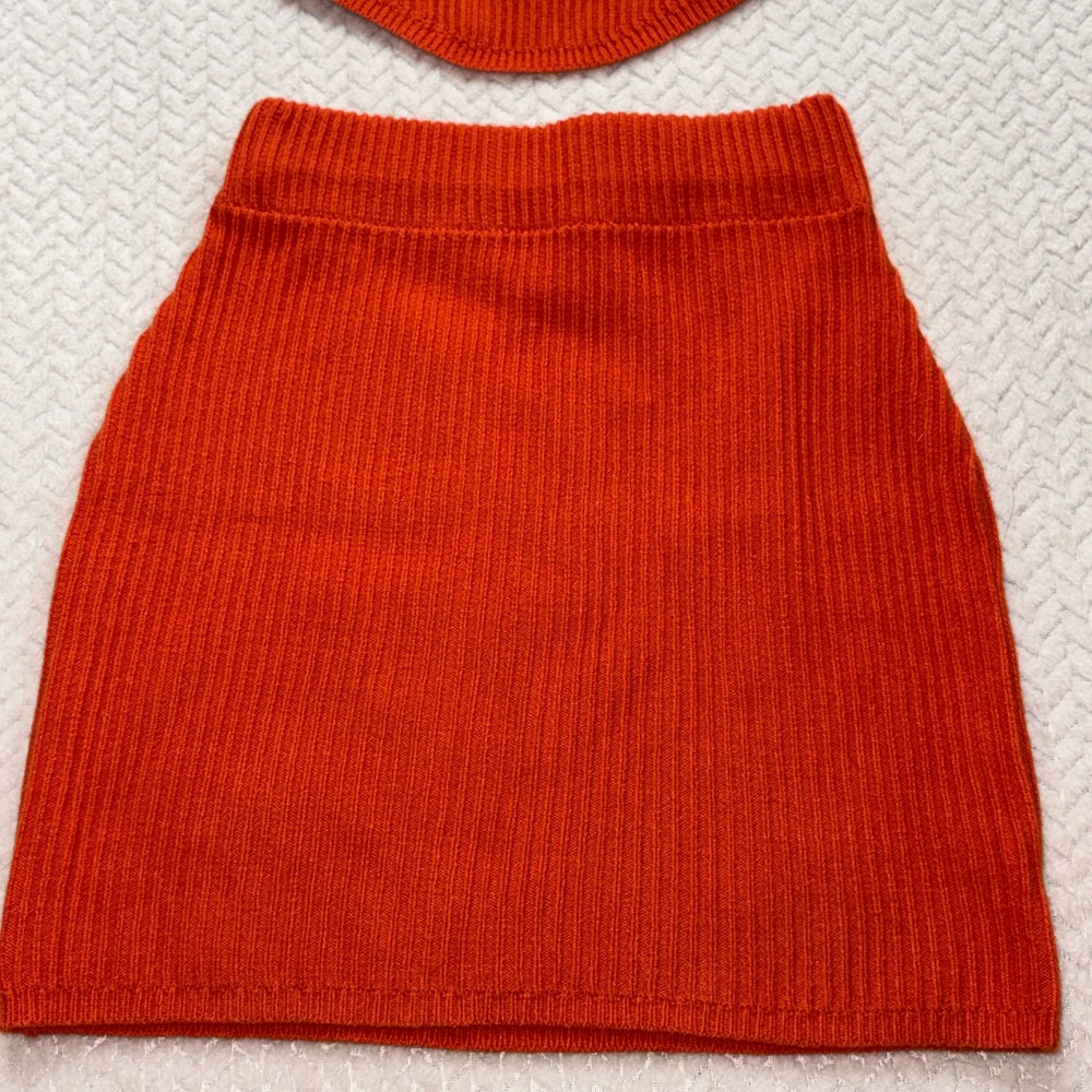 Orange Ribbed Knit Skirt - Picture 2 of 5